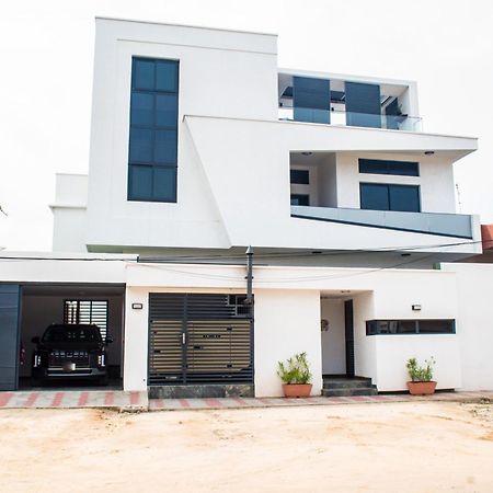 Residence Hexagone Benin Cotonou Buitenkant foto